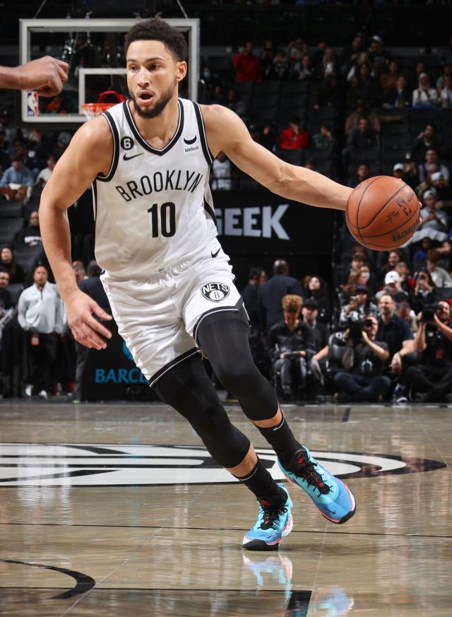 【现场】篮网三巨头终迎首秀 不敌76人却点燃希望